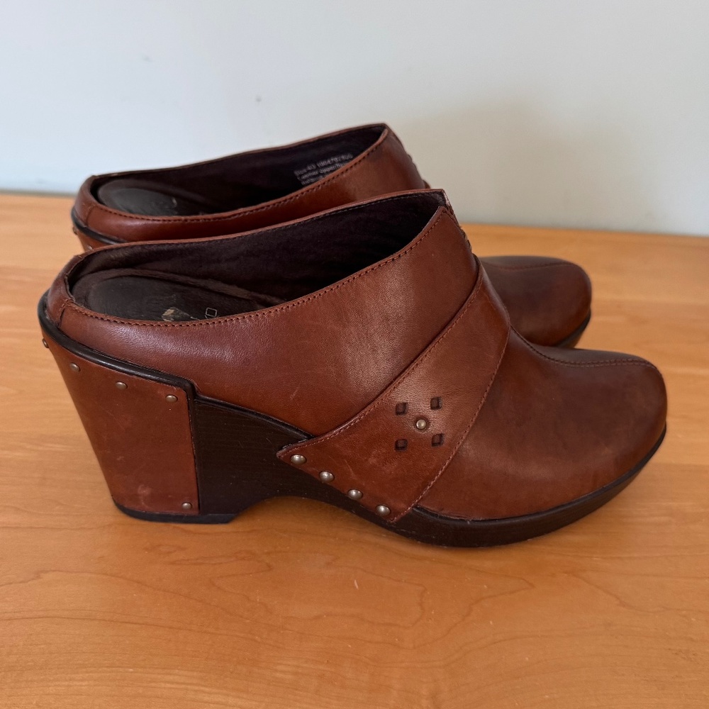 Dansko Francine Brown Leather High Wedge Heel Comfort Clogs Size 40 (9)